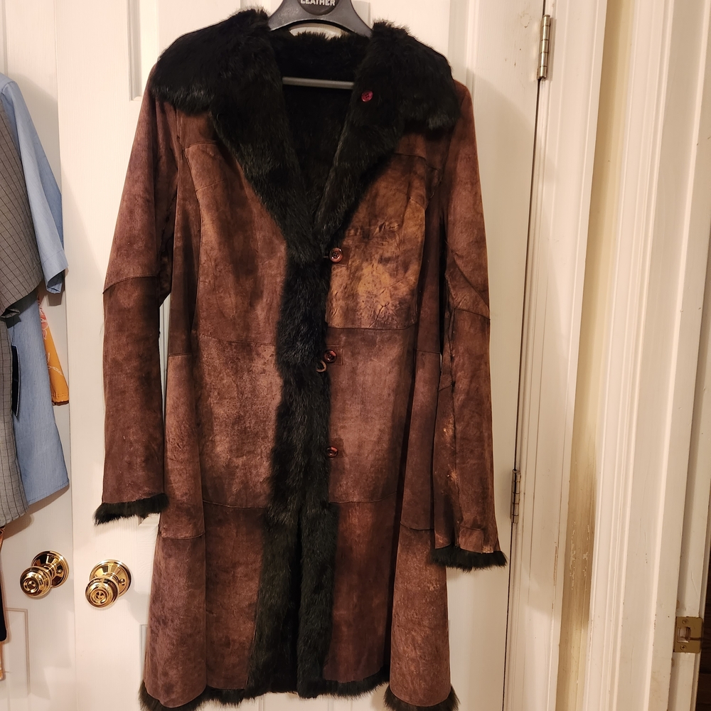 Dark Brown Fur and Leather Heavy Coat. Vintage.